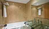 09_bathroom